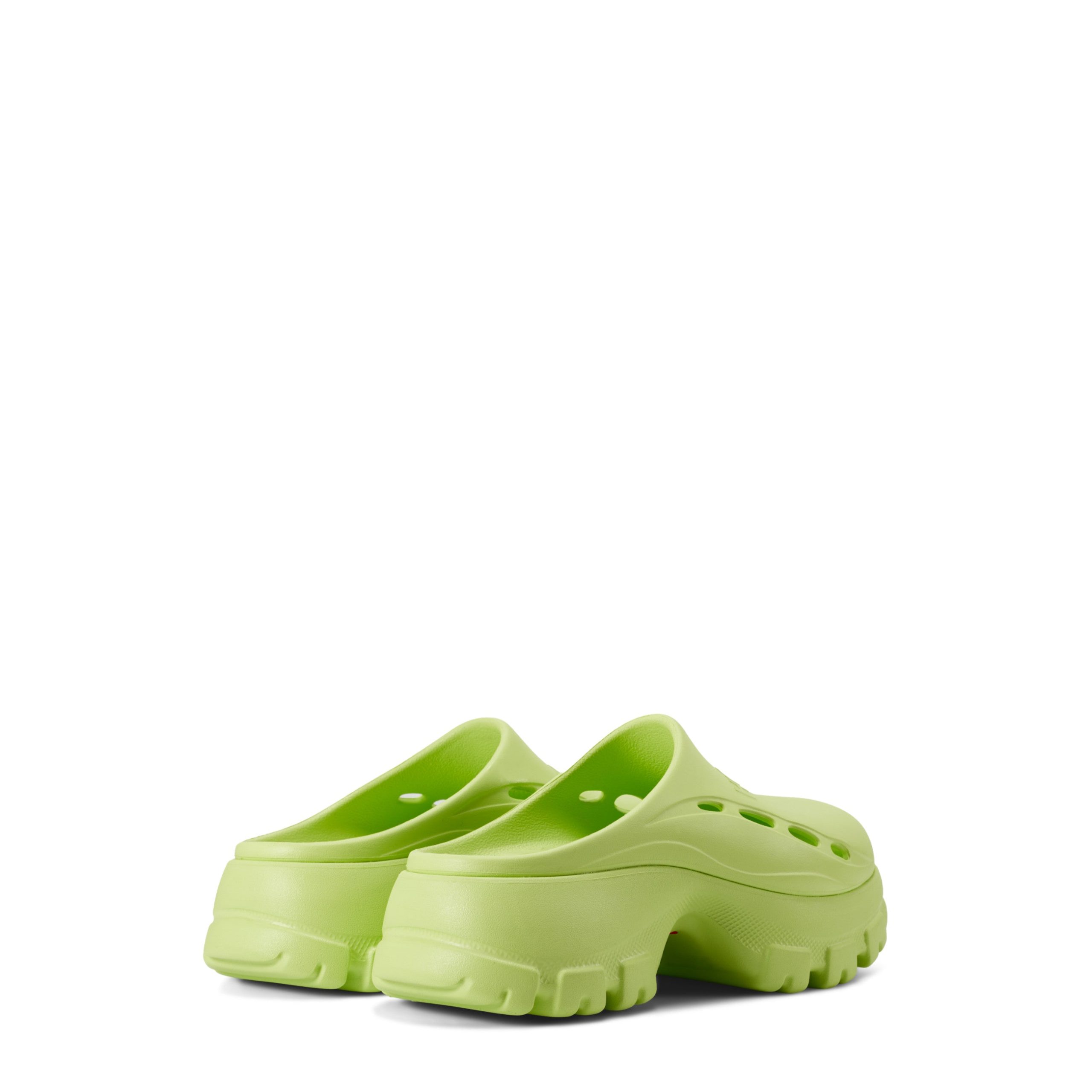 Women's Bryce Slip-on Closed Toe Casual Clogs - Image 3