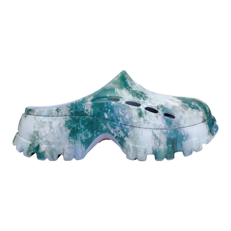 Women's Bryce Slip-on Closed Toe Casual Clogs