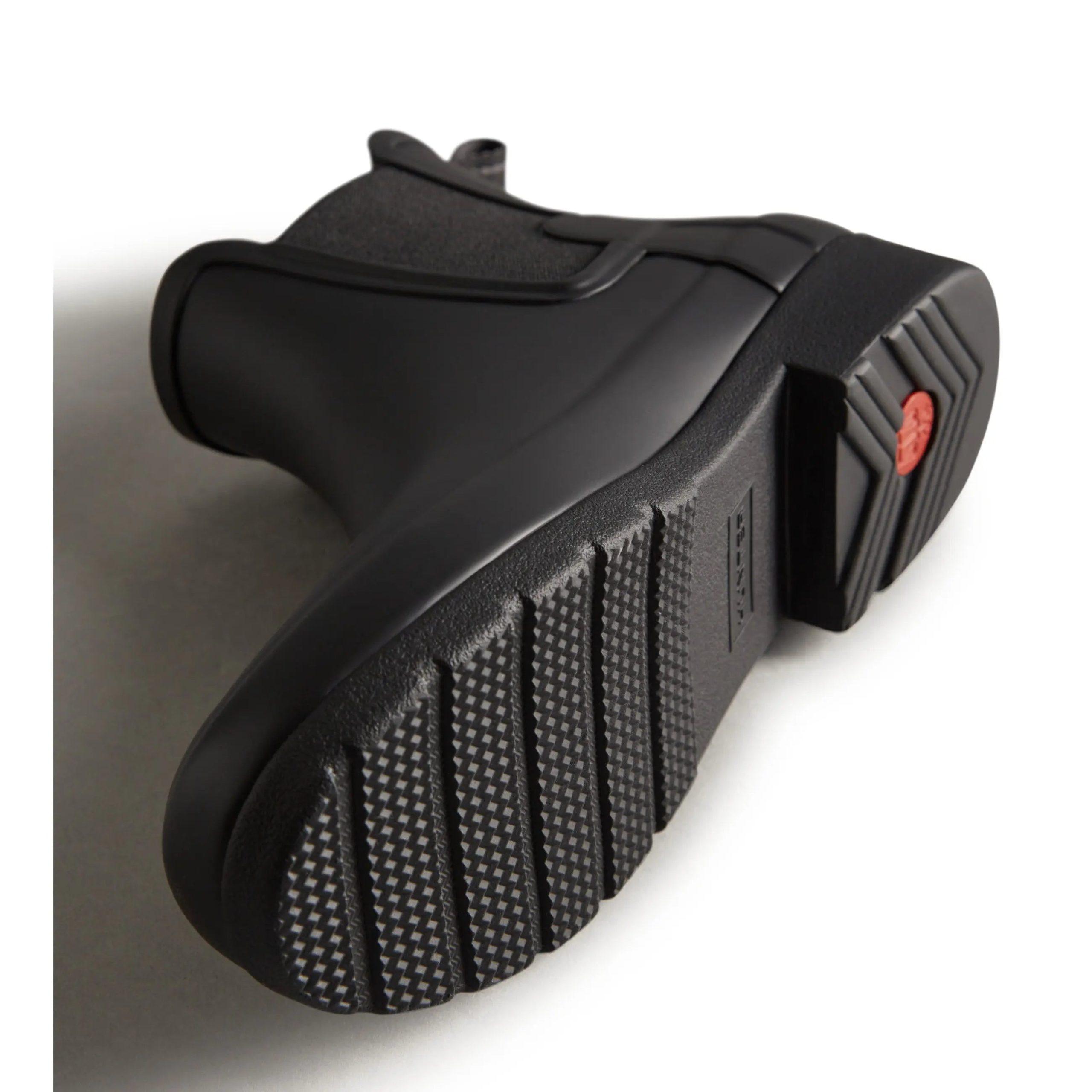 Women's Refined Slim Fit Chelsea Boots - Image 4